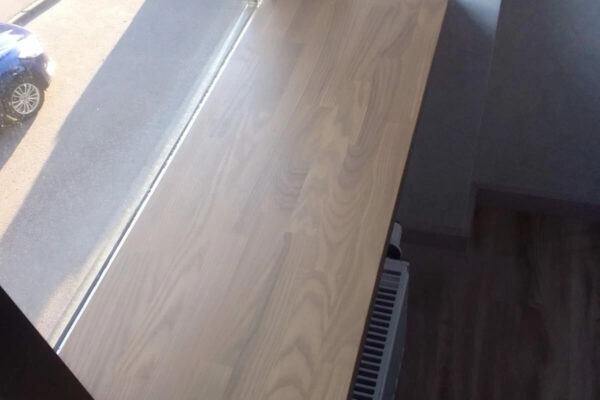 scale_2400